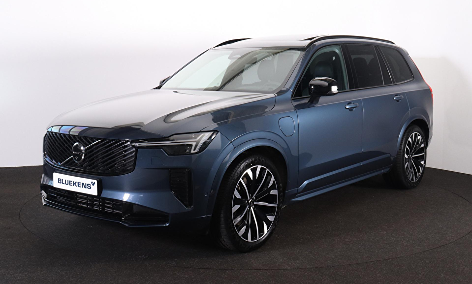 Volvo XC90 T8 Recharge AWD Ultra Dark