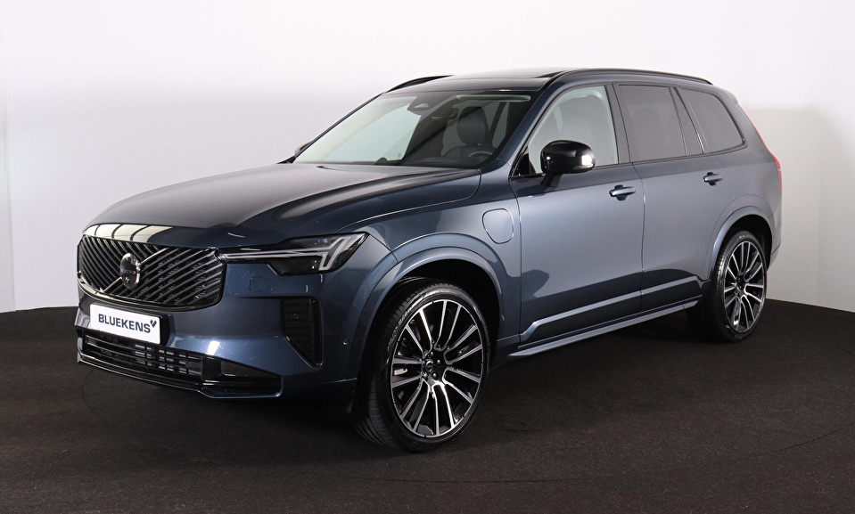 Volvo XC90 T8 Recharge AWD Ultra Dark