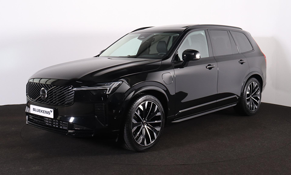 Volvo XC90 T8 Recharge AWD Ultra Dark